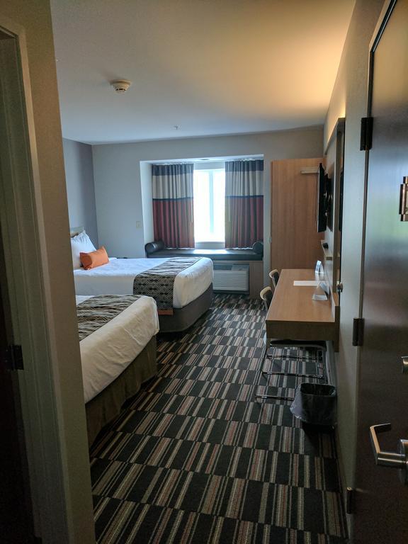 Microtel & By Wyndham Hotel Clarion