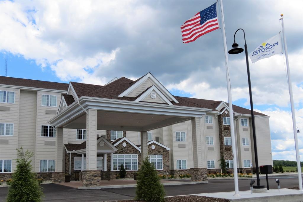 Microtel & By Wyndham 3*