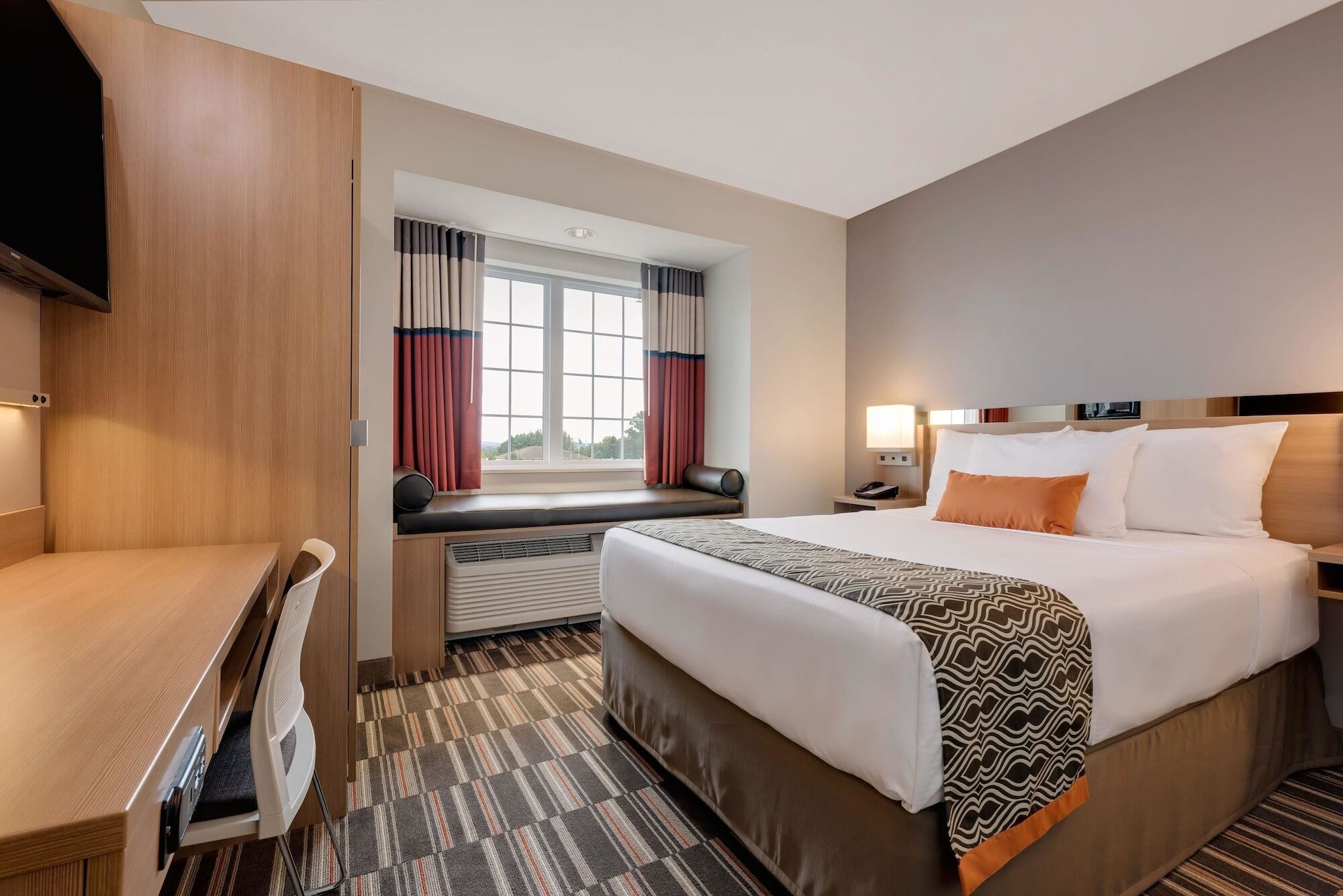 Microtel & By Wyndham Hotel Clarion